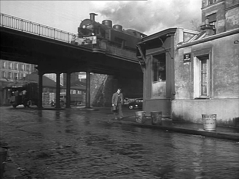 Pont_rue_des_Orteaux_Des_Gens_Sans_Importance[1].jpg