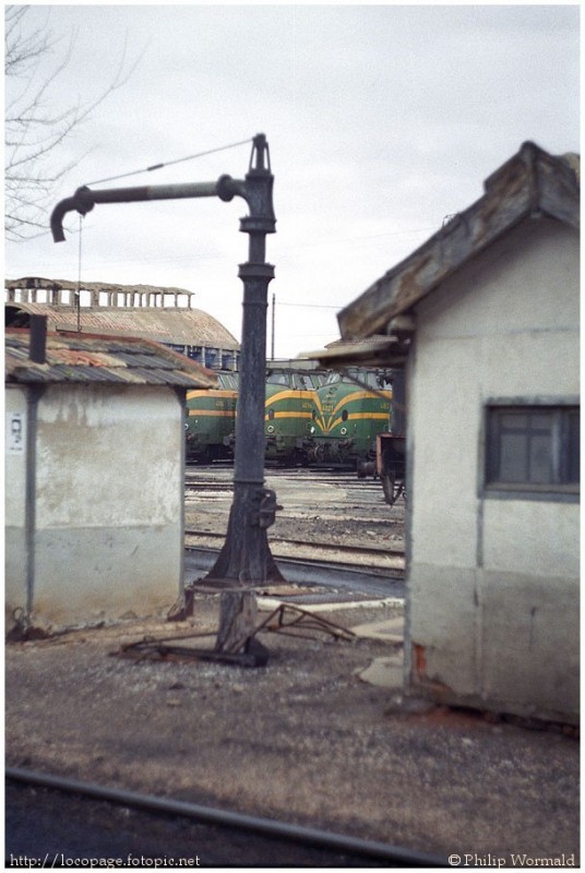 e102 Grua de agua del depósito de Ciudad Real. 10-febrero-1985.jpg