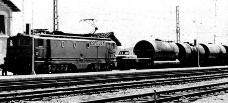 Estacion de Espeluy 1979 - copia.jpg