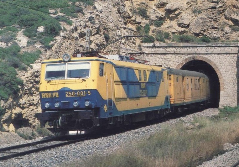 13731.JPG