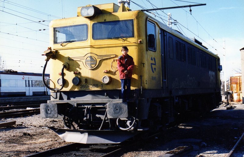 6988 Ávila 1994.jpg