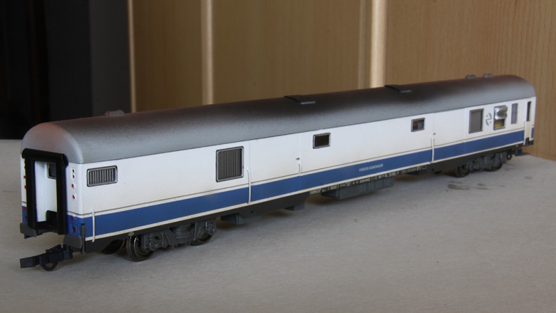 9450_1.jpg