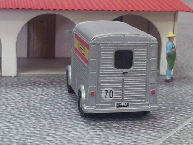 505_CORREOS.jpg