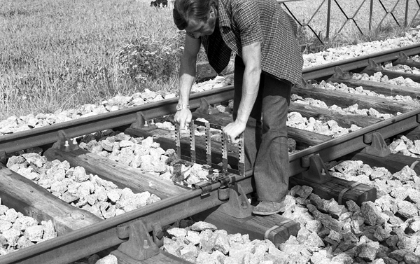 SNCF-RENFE_LaTour_Puigcerdà_15agost1973_JosepMiquel.jpg