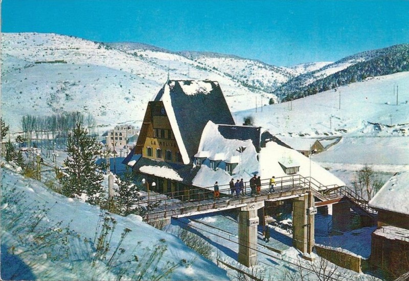 987_001.jpg