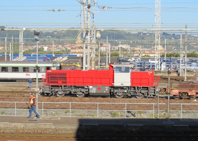 g1206 rojo.JPG