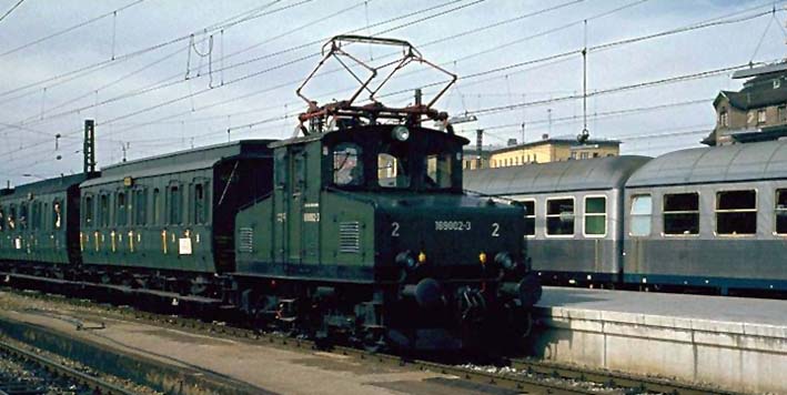 LAG 2 tren.jpg