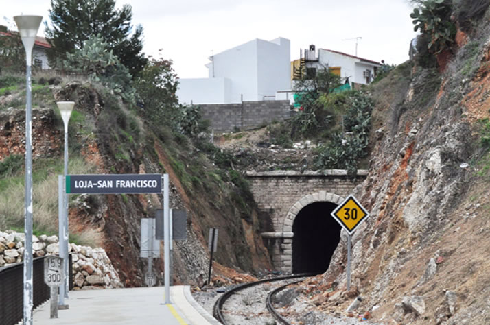 Tunel_Loja.jpg