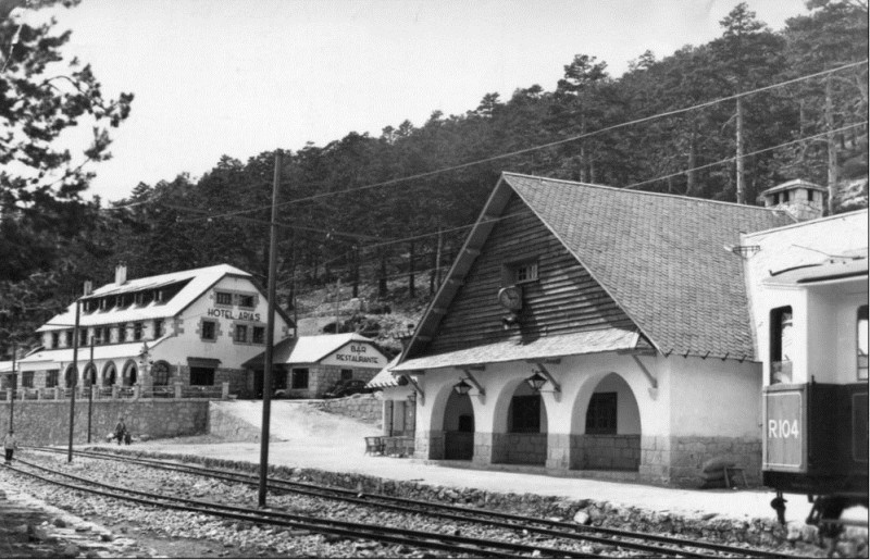 868_001.jpg