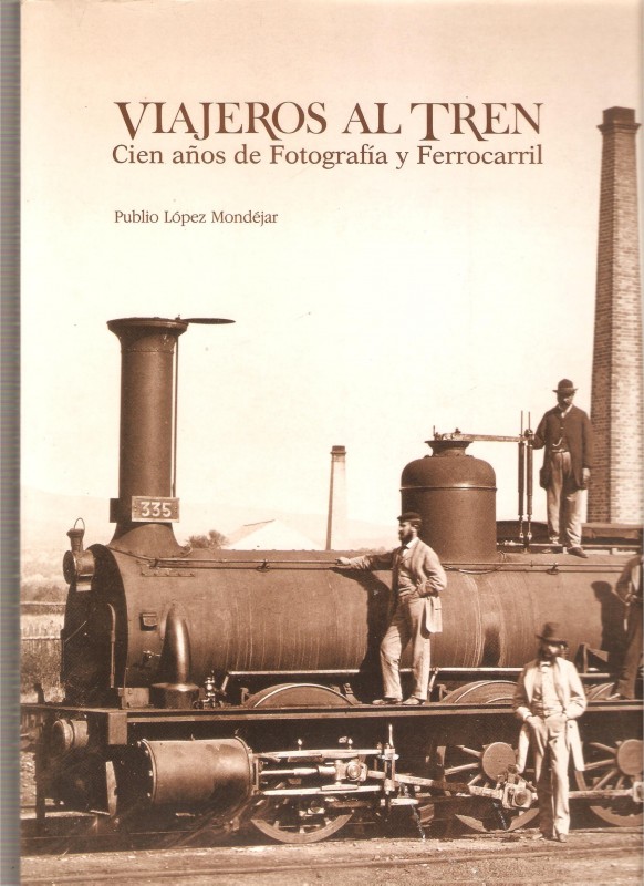 Viajeros al tren.jpg