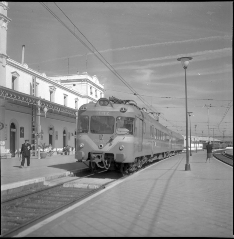 rf15387.jpg