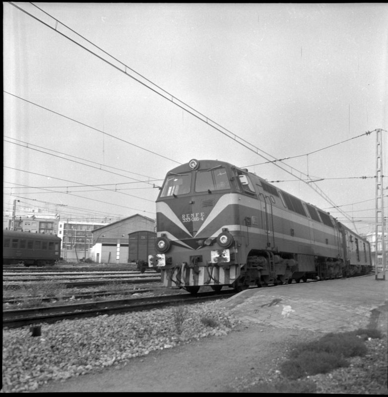 rf15389.jpg