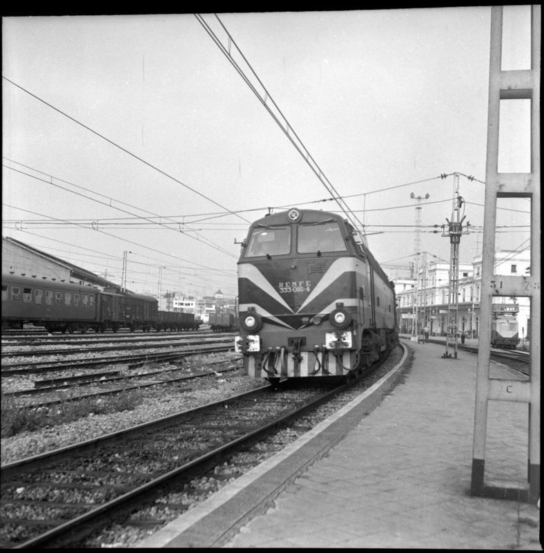 rf15390.jpg