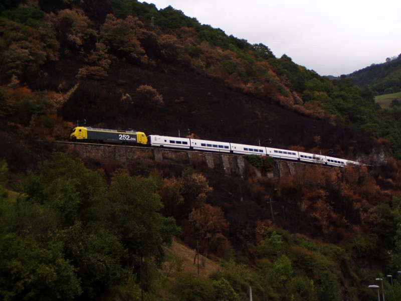puente de los fierros2 039.jpg