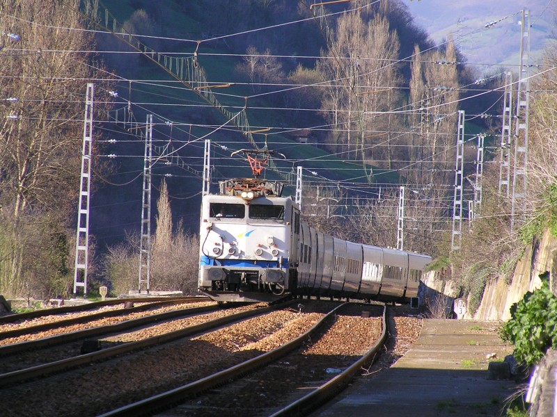 León 3-07 003.jpg