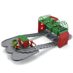 R9622-thomas-and-friends-take-n-play-knapford-station-b-1.jpg