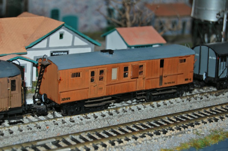 2013_04_FC_Maqueta_FurgonDDESM_01.JPG