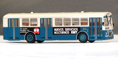 6035buho-1%20mediana.jpg