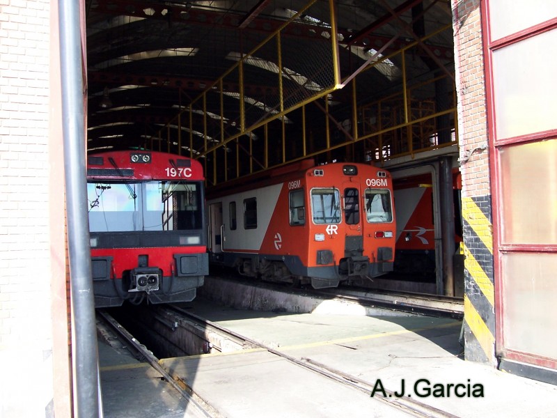 Unidad electrica 440-096-6 (02).jpg