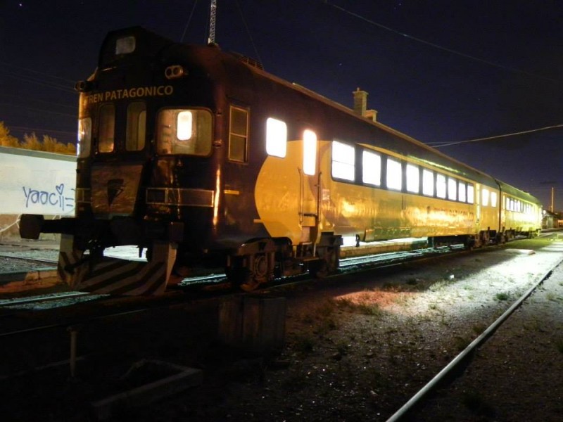 1451549_10202532901945494_437300752_n.jpg