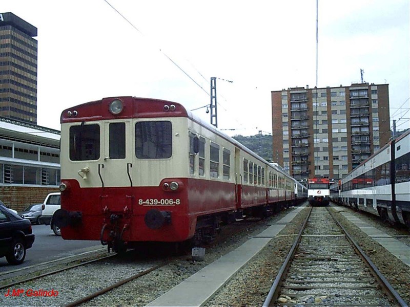 439-006R_BILBAO ABANDO_2003-05.jpg