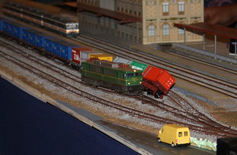 modulos maquetren octubre 2009 (329).JPG