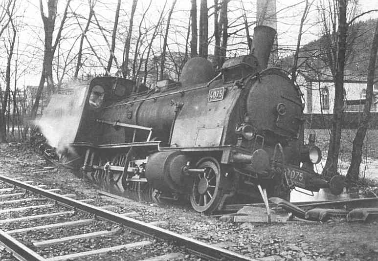 accident%20locomotive[1].jpg
