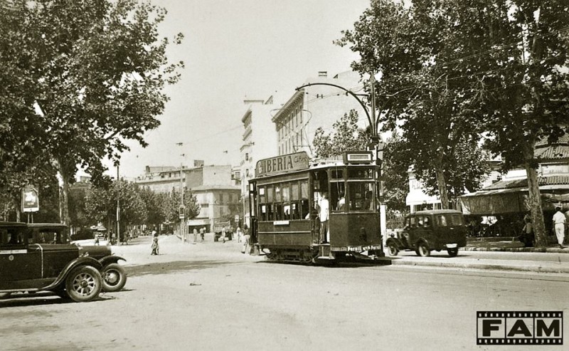 1945.jpg