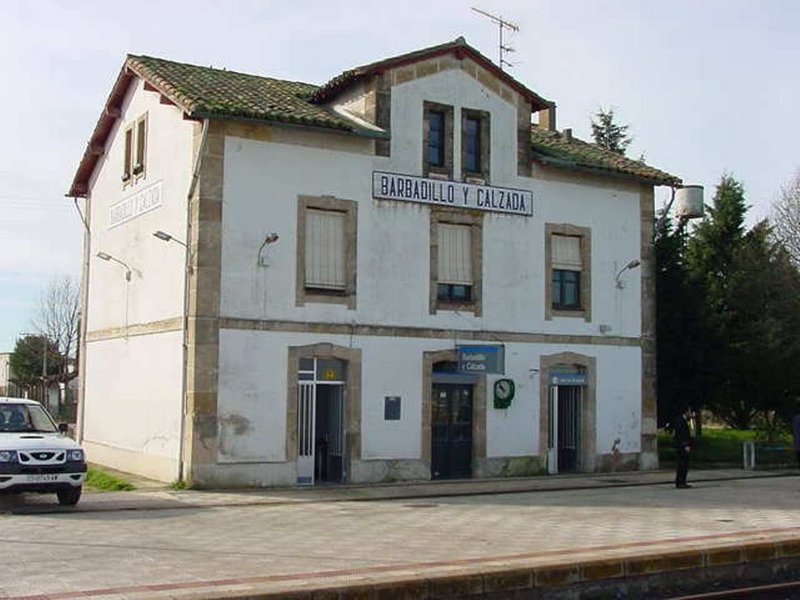 ESTACION DE BARBADILLO Y CALZADA.jpg