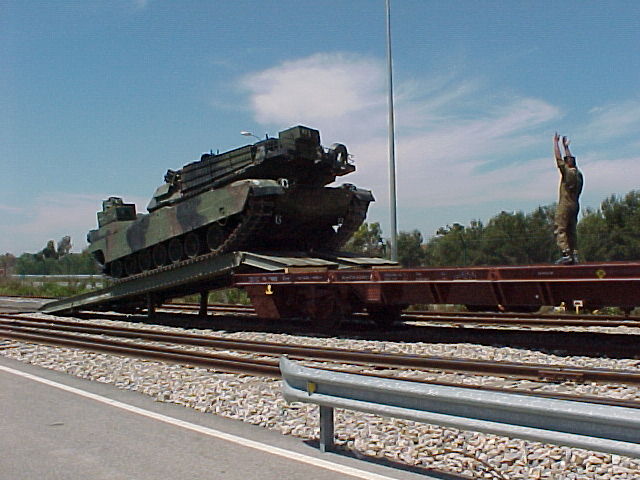 EMBARQUE DE UN ABRAMS CON TRANSFER RF 13.jpg