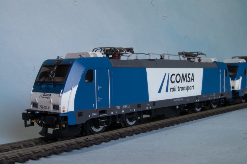 253 comsa-2.jpg