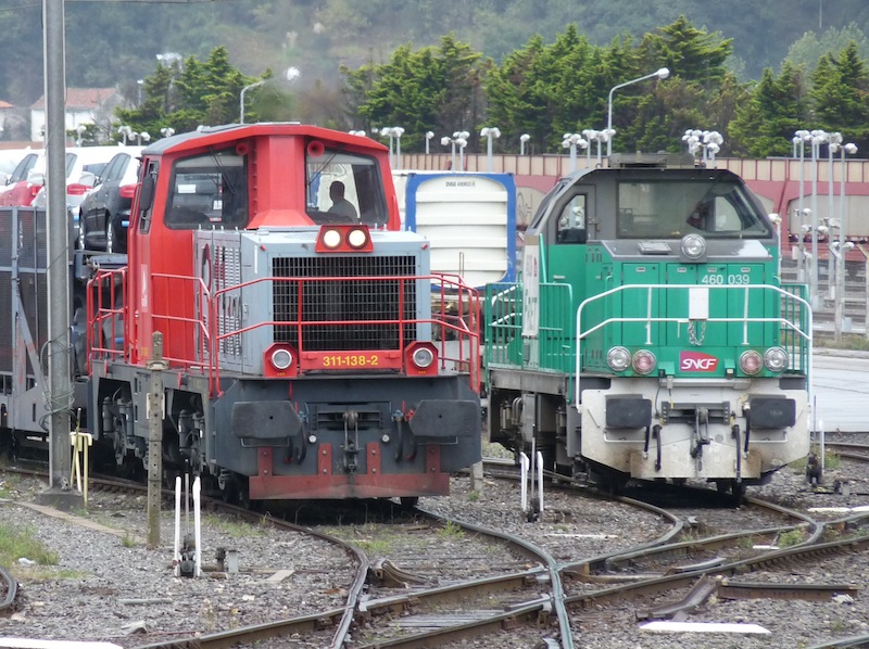 DOS TRACTORES.JPG