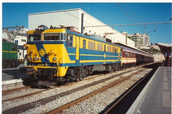 RENFE_Media-Luna_a13.jpg