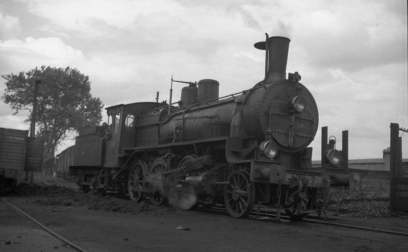 130-2061 deposito de puente genil 1966.jpg