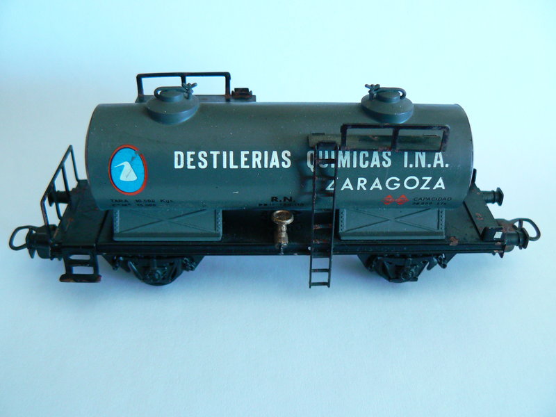 Destilerias químicas.JPG