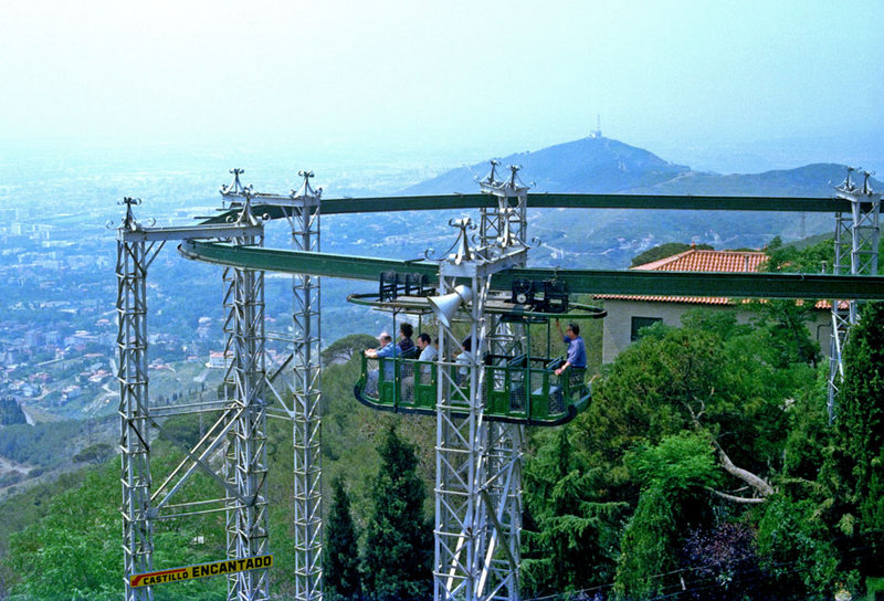 2308_71_TibiMonorailgrün3.jpg