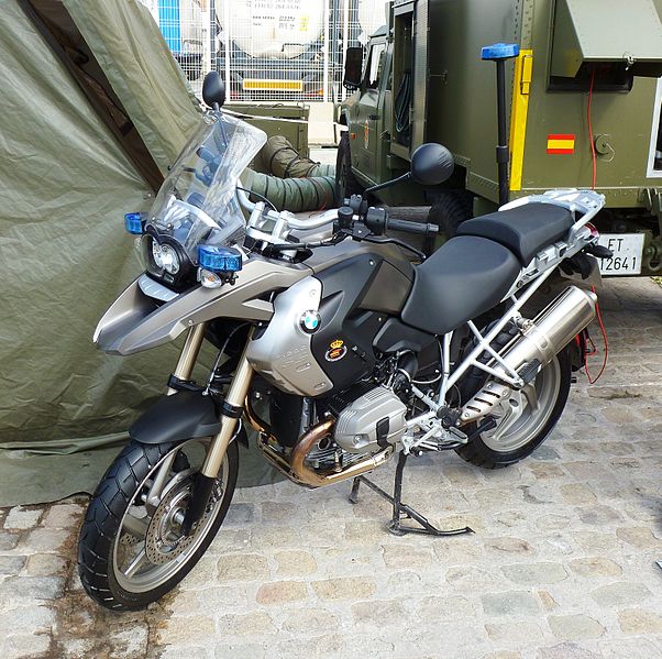 602px-BMW_R_1200_GS_UME.jpg