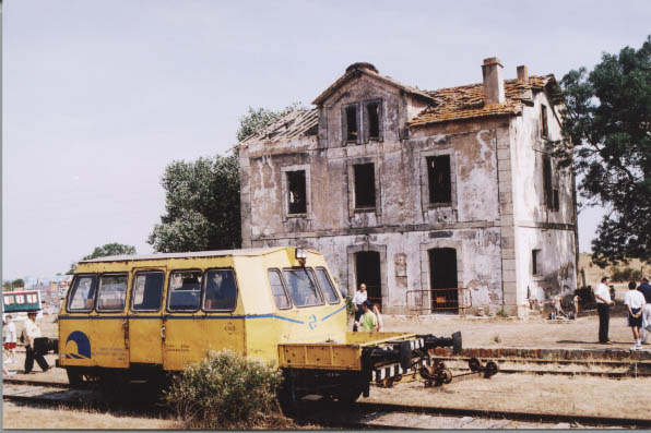 dresina.jpg