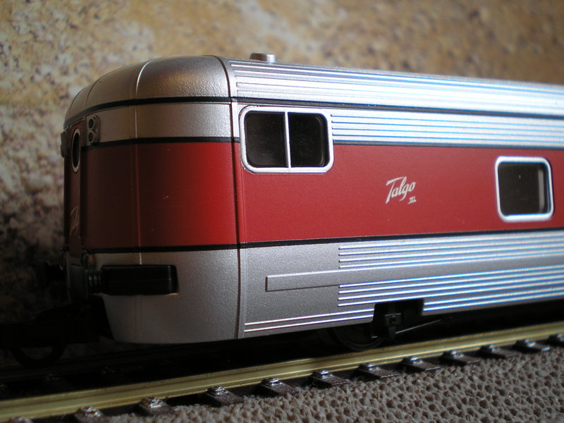 Talgo III b.JPG