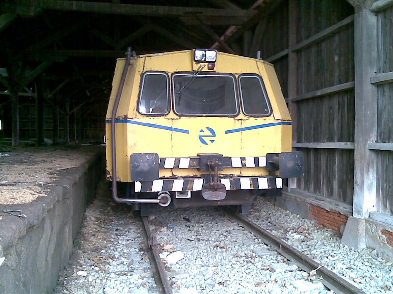 frontal de la dresina.jpg