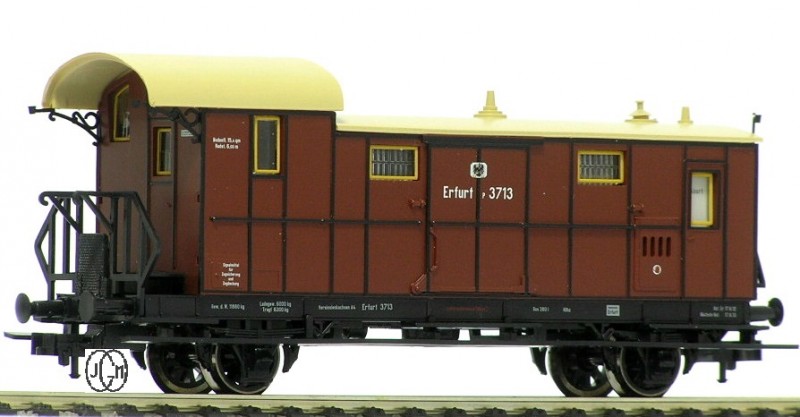 FE-2G Roco 45574_F F6.3 C20.jpg