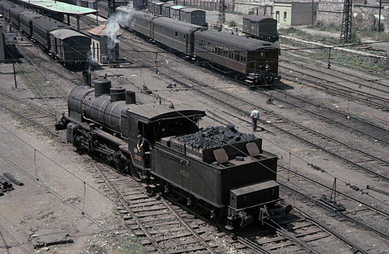 140-2107 Barcelona Norte1 12jun64.png