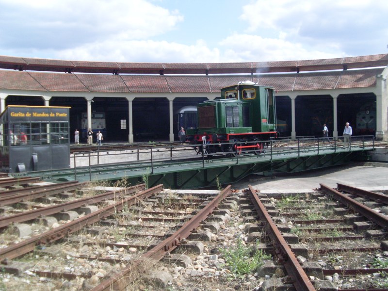 SL375440.JPG