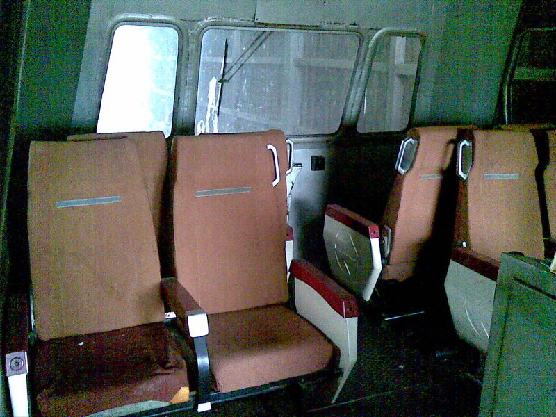 interior de la dresina.jpg
