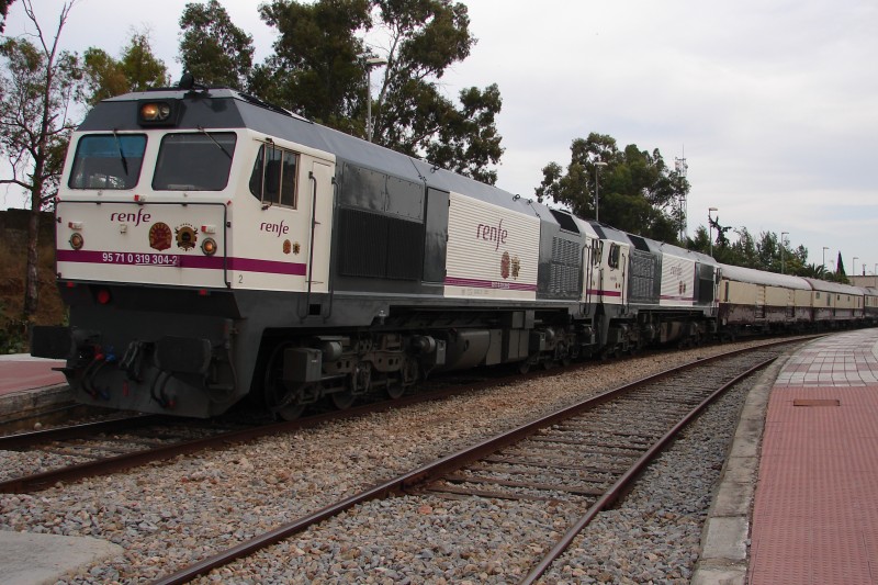 319-304+329 Estacion de Caceres 5.JPG