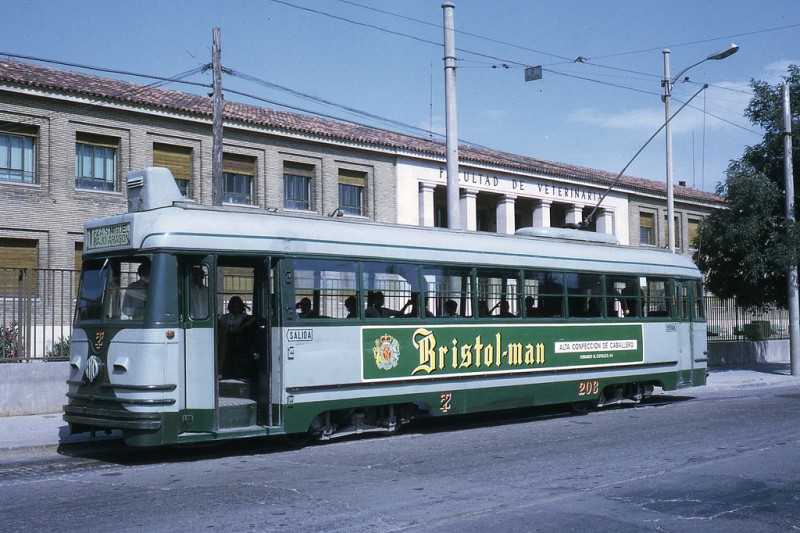 208.jpg