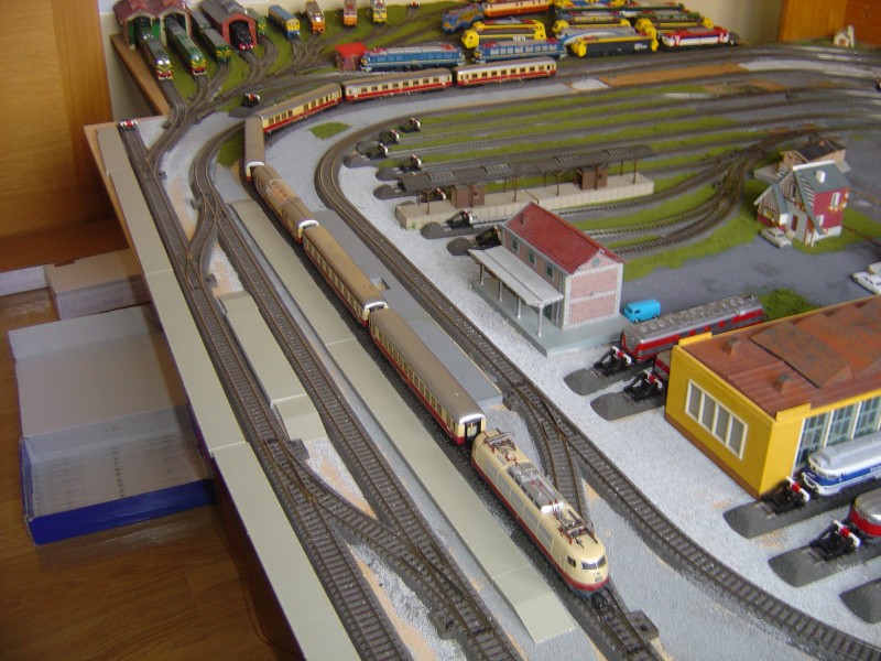 FOTOS MAQUETA JUNIO 2014 019.JPG