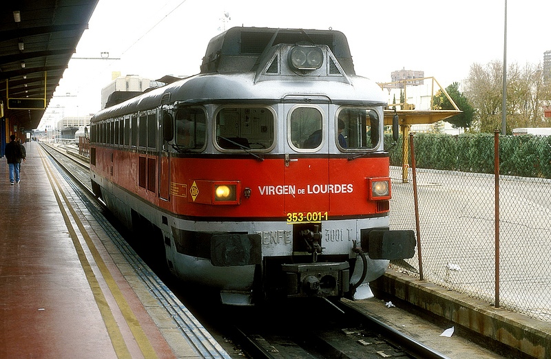 353.001 - Madrid, 03-12-1998 - Foto  M. Kißler.jpg