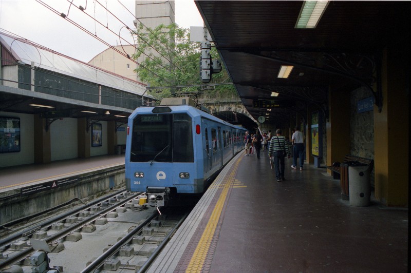ET_estacion de Casco Viejo_Tren a Lezama_25-6-2014.jpg