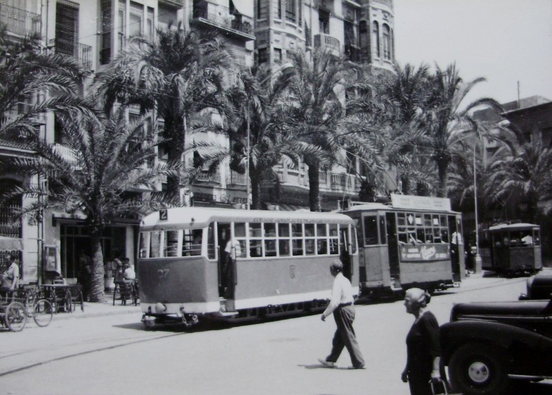 987.jpg